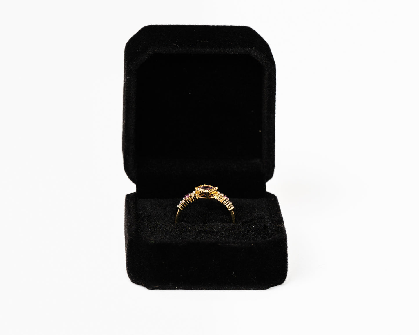 18k Gold Violet Crown Amethyst Ring