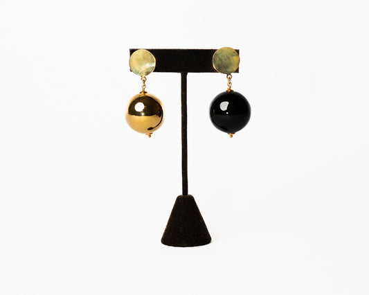 Modern Mismatched Sphere Drop Earrings in 14K Gold